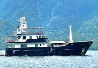 Grand Maloekoe Yacht Charter in Komodo
